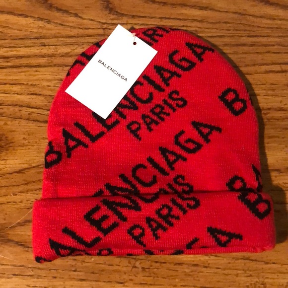 balenciaga beanie red